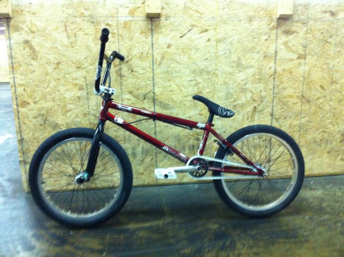 Drew Bezanson Bike Check