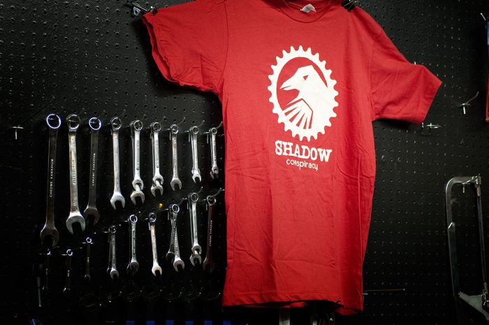 Shadow Icon T-Shrit - Red