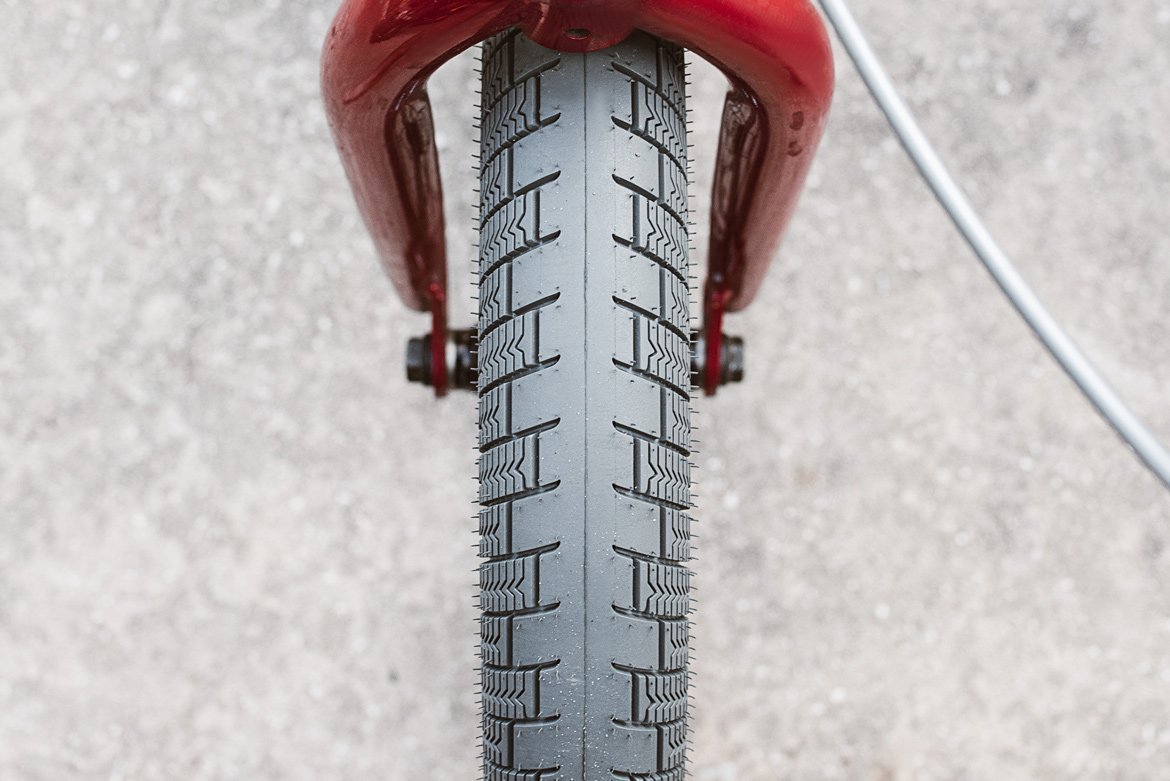 shadow-creeper-tire