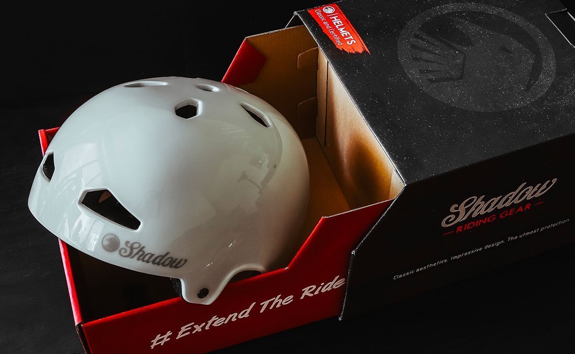 featherweight-in-mold-helmet